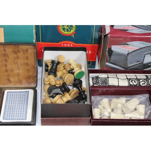 606 - QUANTITY OF CHESS, CARD AND VINTAGE GAMES