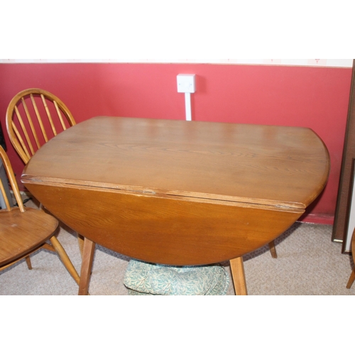 26 - MID CENTURY DROP LEAF DINING TABLE AND FOUR ERCOL HOOP BACK CHAIRS
125 X 113 X 70CM SHUT 63CM