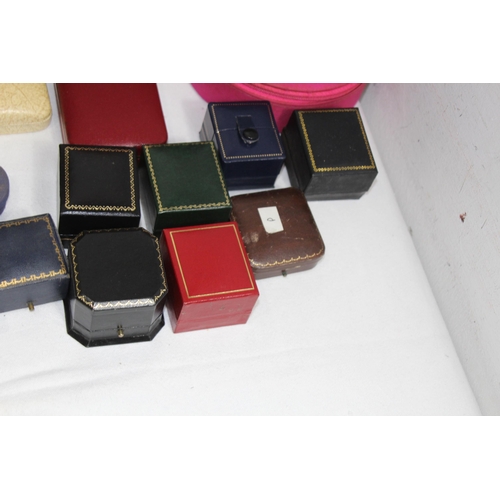 391 - LARGE QUANTITY OF EMPTY JEWELLERY BOXES