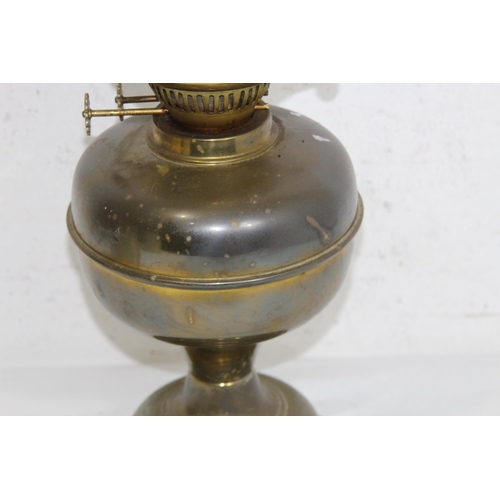 220 - VINTAGE BRASS OIL LAMP
51CM