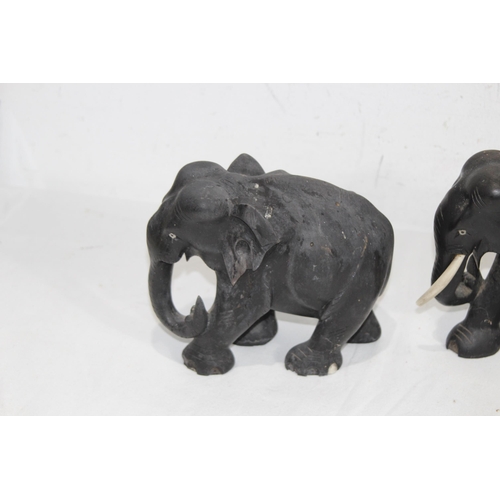 294 - QUANTITY OF VINTAGE ELEPHANTS AND HORSE FIGURES
40 x 30cm