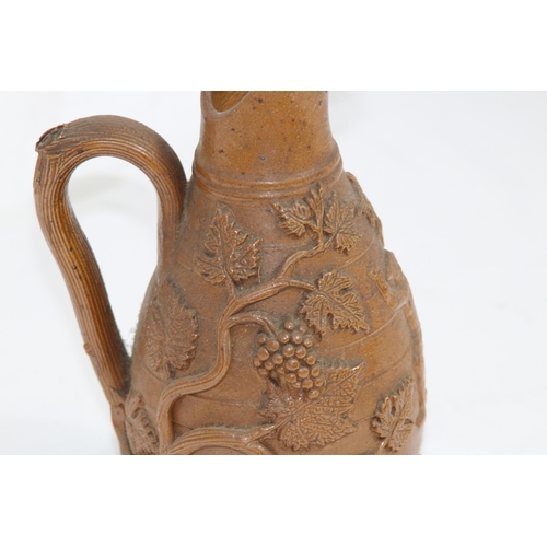 296 - VINTAGE STONEWARE JUG
22CM