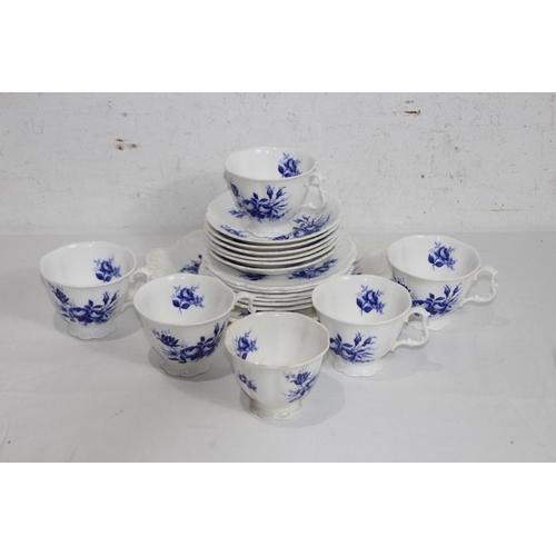 303 - QUANTITY OF VARIOUS TEA SETS