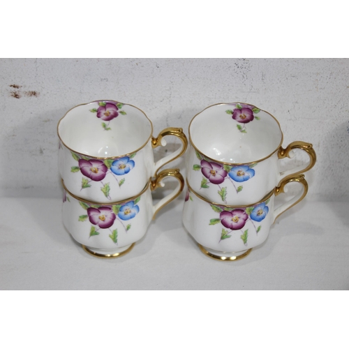 307 - ROYAL ALBERT PANSY PATTERN TEA SET