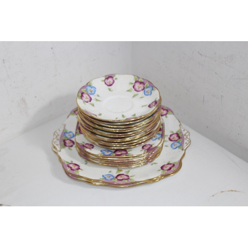 307 - ROYAL ALBERT PANSY PATTERN TEA SET