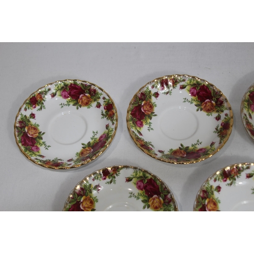 320 - ROYAL ALBERT OLD COUNTRY ROSE TEASET