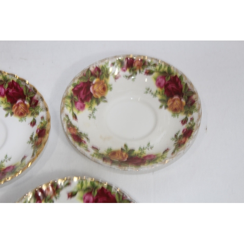 320 - ROYAL ALBERT OLD COUNTRY ROSE TEASET