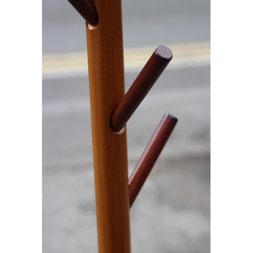 87 - RETRO HAT STAND
180CM