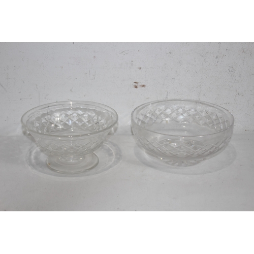 309 - QUANTITY OF GOOD GLASSWARE
30CM