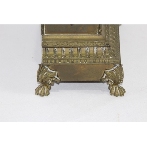 420 - ANTIQUE BRASS CLOCK
23 X 30 X 14CM