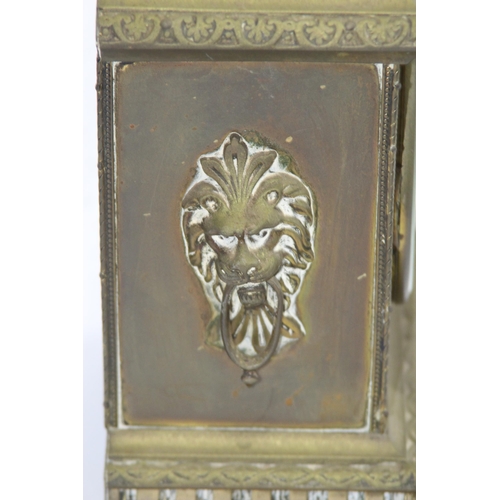 420 - ANTIQUE BRASS CLOCK
23 X 30 X 14CM