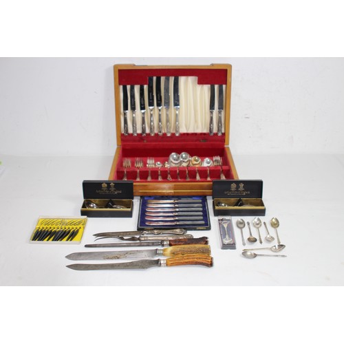 433 - QUANTITY OF CASED CUTLERY ETC