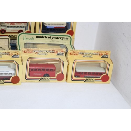 727 - 30 BOXED DIE CAST BUSES