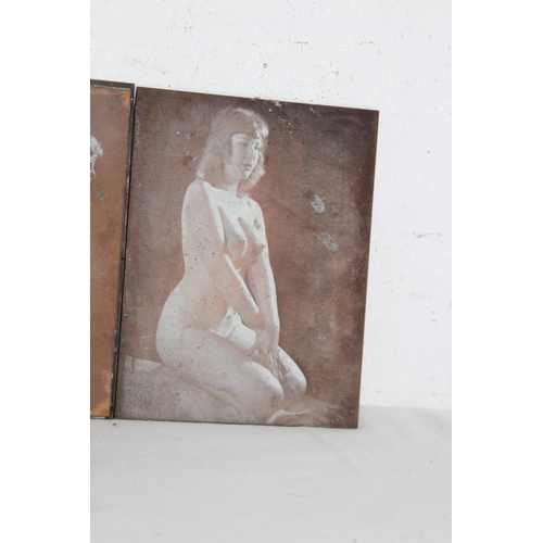 1038 - QUANTITY OF VINTAGE PRINTING PLATES DEPICTING NAKED LADIES
21 X 16CM