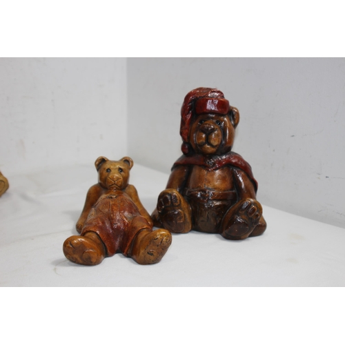 327 - QUANTITY OF FIELDCRAFT BEARS
18CM