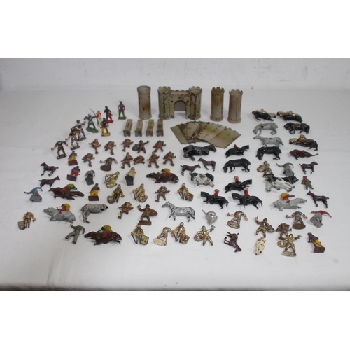 712 - LARGE QUANTITY OF LEAD FIGURES