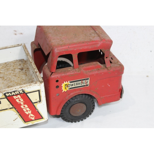 714 - LOUIS MARX AND CO BREAKDOWN TRUCK TOY
50 X 19CM