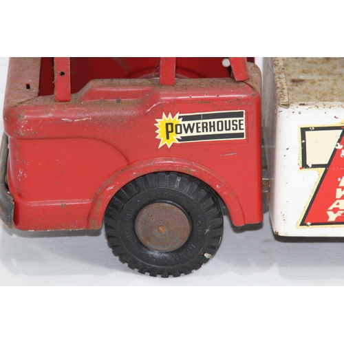 714 - LOUIS MARX AND CO BREAKDOWN TRUCK TOY
50 X 19CM