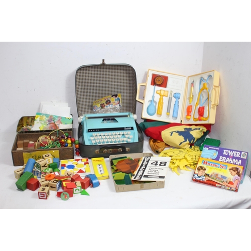 722 - LARGE QUANTITY OF VINTAGE  CHILDREN'S TOYS