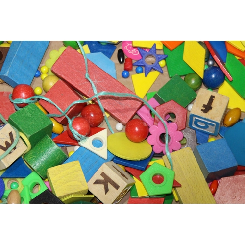 722 - LARGE QUANTITY OF VINTAGE  CHILDREN'S TOYS