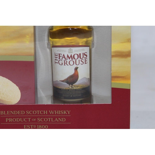 792 - FAMOUS GROUSE MINIATURE GIFT SET