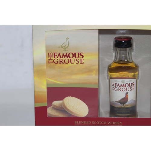 792 - FAMOUS GROUSE MINIATURE GIFT SET