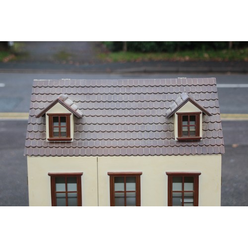 728 - VINTAGE DOLLS HOUSE 
38 X 60 X 32CM