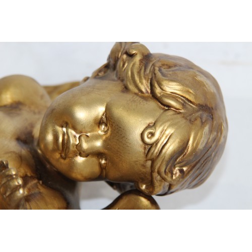 326 - PAIR OF CHERUB WALL SCONCES AND SITTING CHERUB
33 X 24CM