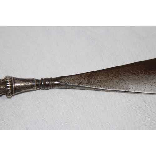 1088 - NOVELTY EDWARDIAN OWL FORM SILVER HANDLED SHOE HORN - CRISFORD AND NORRIS - BIRMINGHAM 1906