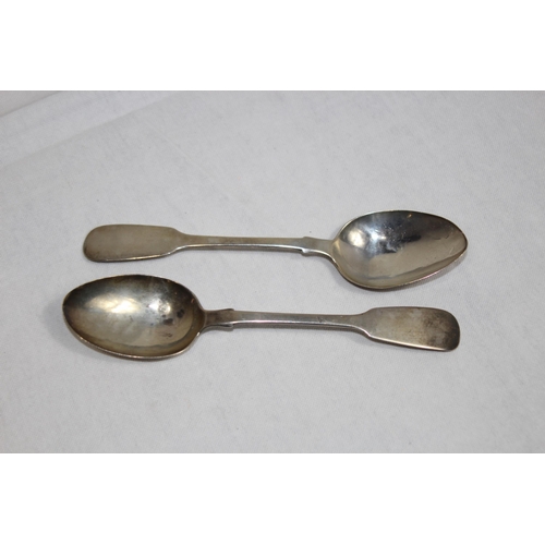 1098 - PAIR OF 19TH CENTURY FIDDLE PATTERN SILVER DESERT SPOONS - WRS LONDON 1852 - 53.6G