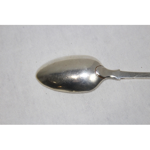 1099 - TWO WILLIAM IV SILVER SPOONS - LONDON 1834 - 60.3G