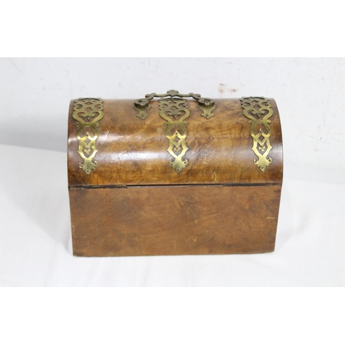 480 - BRASS INLAID BURR WALNUT DOME TOPPED STATIONARY BOX
23 X 23CM