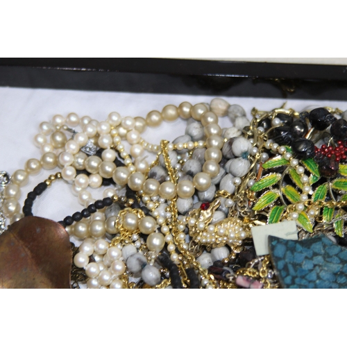 481 - LARGE QUANTITY OF COSTUME JEWELLERY INCLUDING CUFFLINKS