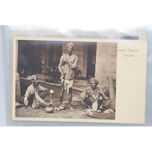 486 - COLLECTION OF EARLY 20TH CENTURY POSTCARD DEPICTING SCENES OF INDIA