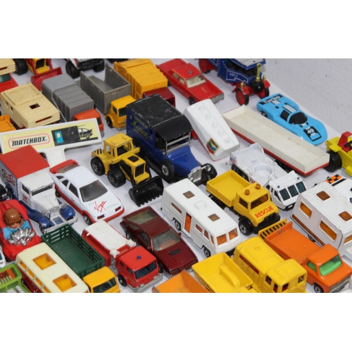 733 - LARGE QUANTITY OF MATCH BOX DIE CAST CARS