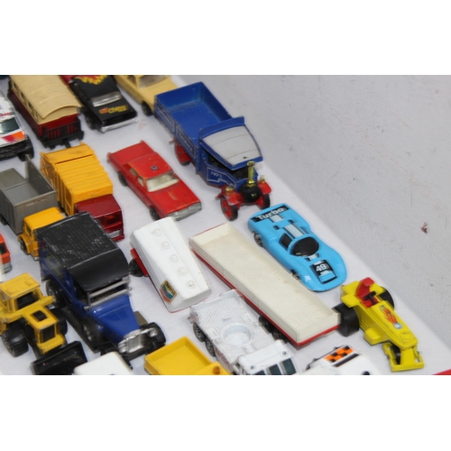 733 - LARGE QUANTITY OF MATCH BOX DIE CAST CARS