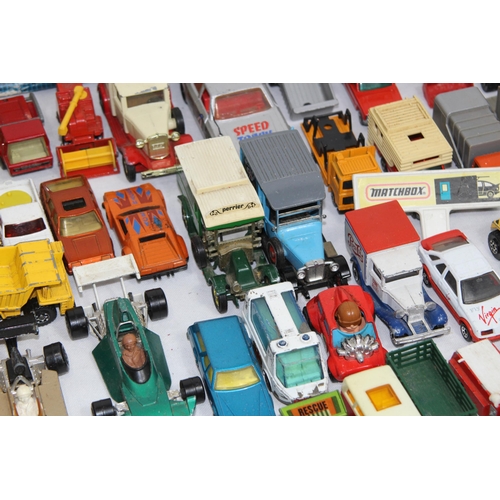 733 - LARGE QUANTITY OF MATCH BOX DIE CAST CARS