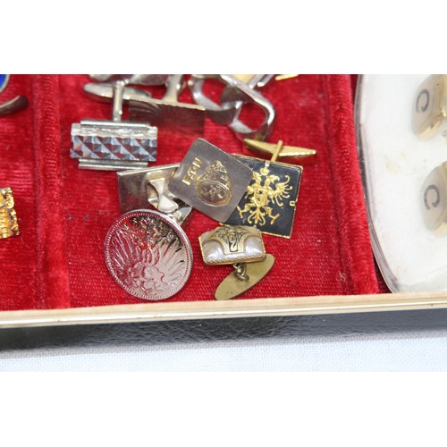 481 - LARGE QUANTITY OF COSTUME JEWELLERY INCLUDING CUFFLINKS