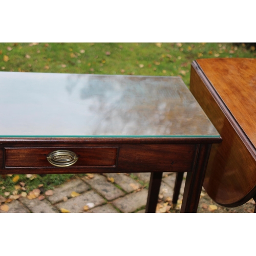 33 - 2 X VINTAGE TABLES 
114 X 91 X 70CM