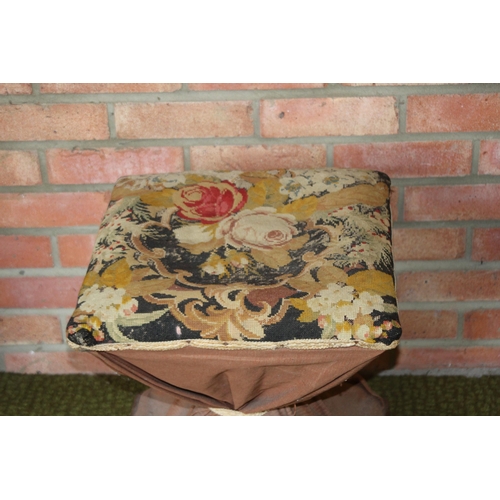 36 - EDWARDIAN LADIES STOOL
40 X 40 X 47CM