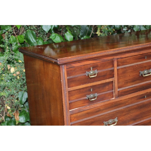 41 - ANTIQUE CHEST OF DRAWERS 
121 X 55 X 121CM