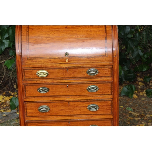 43 - ANTIQUE BUREAU 
59 X 46 X 98CM