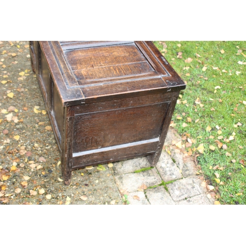 44 - ANTIQUE OAK COFFER
109 X 50 X 57CM