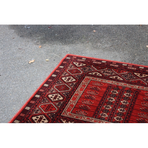 262 - MIDDLE EASTERN RUG
192 X 136CM