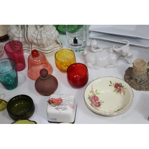 341 - BOX OF MISCELLANEOUS CHINA AND GLASS ETC