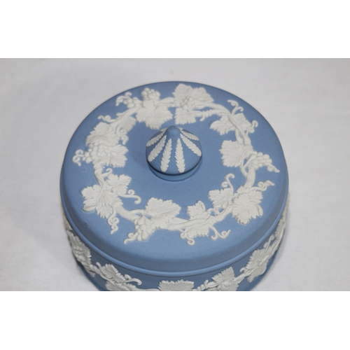 342 - QUANTITY OF WEDGWOOD
23CM