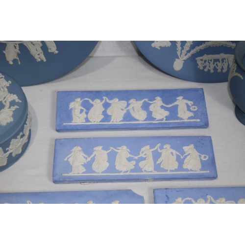 342 - QUANTITY OF WEDGWOOD
23CM