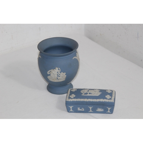 342 - QUANTITY OF WEDGWOOD
23CM