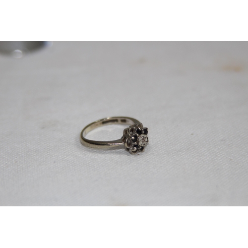 1198 - VINTAGE 9CT WHITE GOLD RING. - SIZE L - 2.70G