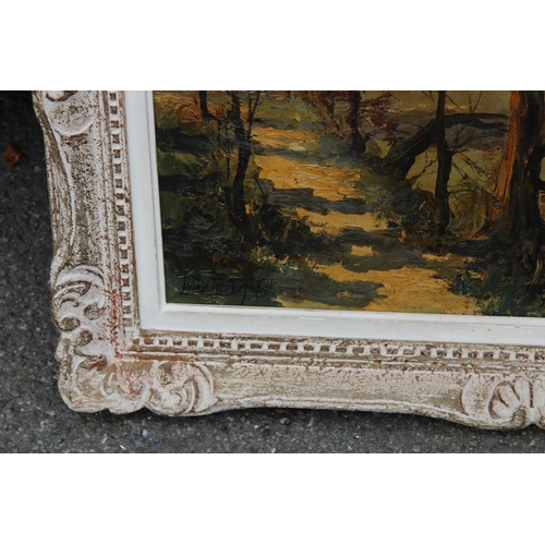 189 - VINTAGE SIGNED OIL ON CANVAS OF A WOODLAND SCENE
70 X 64CM